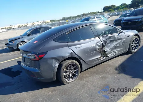 2023 Tesla Model 3 Long Range Dual Motor All-Wheel Drive z USA, uszkodzony, nr VIN 5YJ3E1EB9PF636796